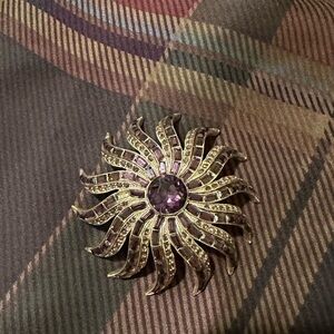 Vintage Sunray Star Gold Tone & Purple Stone Brooch